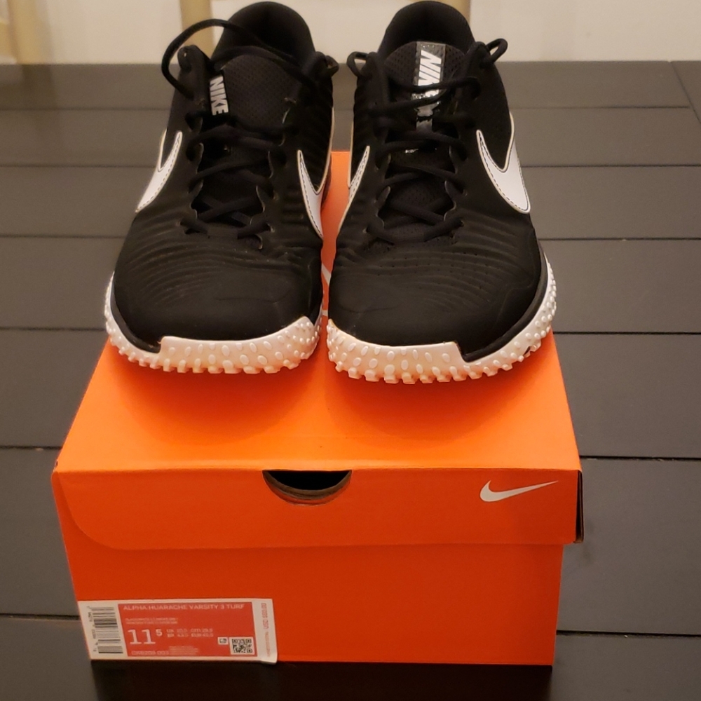 Mens Nike Huarache Varsity 3 Turfs